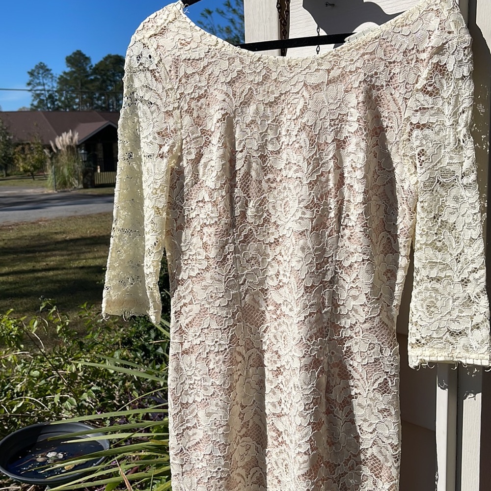 Soiéblu Ivory Lace Dress - Picture 4 of 9